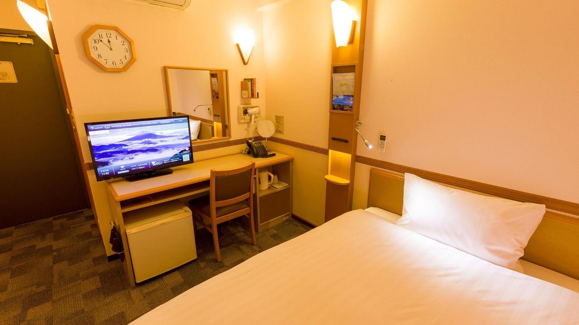 Toyoko Inn Chiba Minato Ekimae Δωμάτιο φωτογραφία