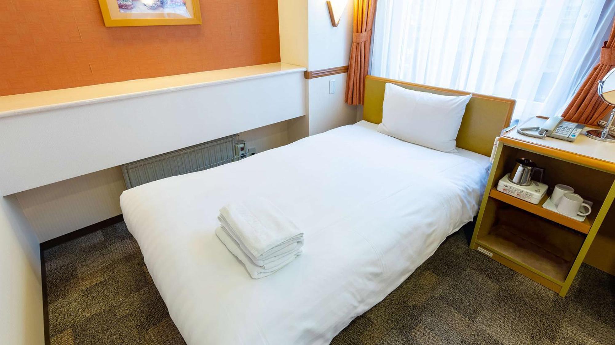 Toyoko Inn Chiba Minato Ekimae Δωμάτιο φωτογραφία